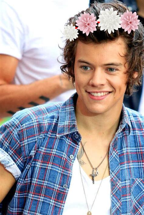 Gorgeous Men. . Harry styles cute pictures